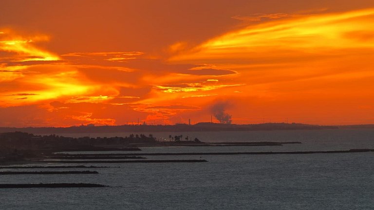 102 Beautiful furnished flat with side sea view on Iracema B