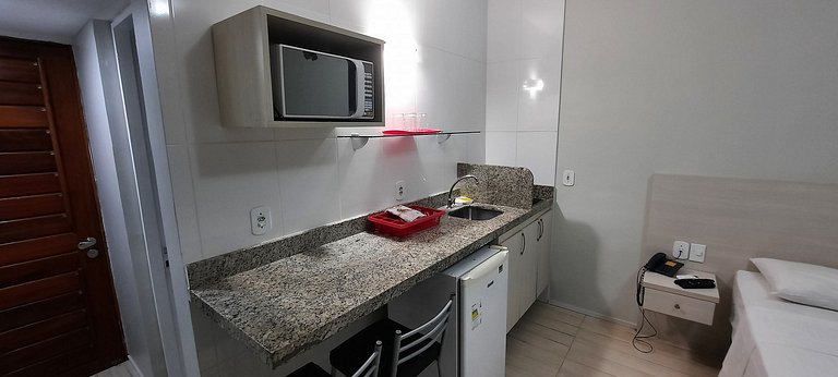 102 Beautiful furnished flat with side sea view on Iracema B