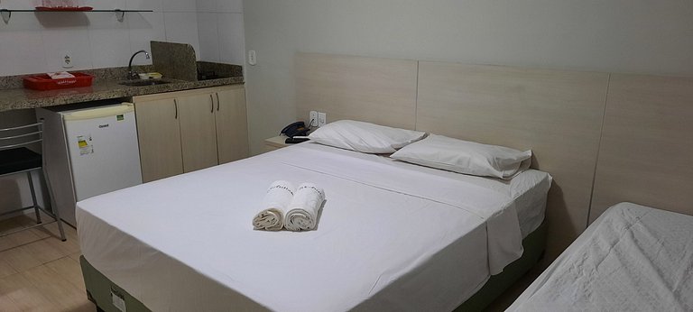 102 Beautiful furnished flat with side sea view on Iracema B