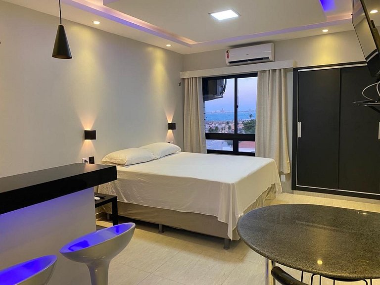 402 Beautiful furnished flat with side sea view on Iracema B