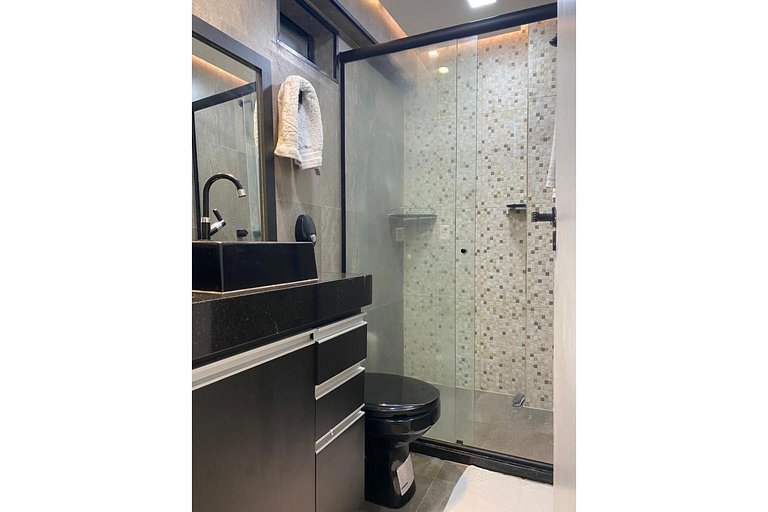 402 Beautiful furnished flat with side sea view on Iracema B