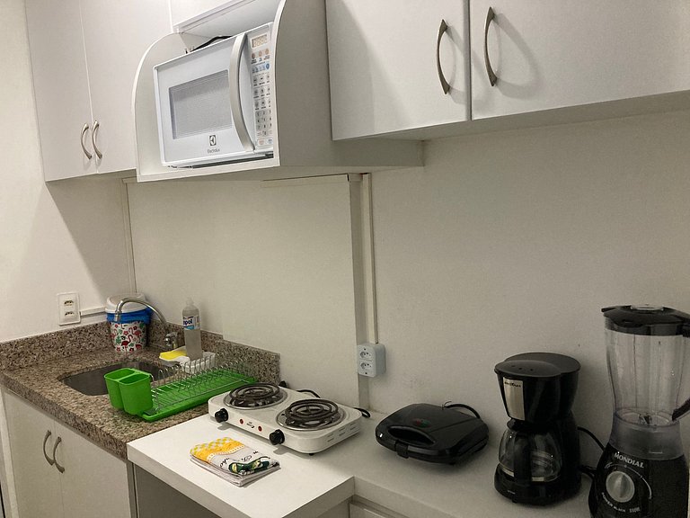 104 Beautiful furnished apartment with sea view on Iracema B