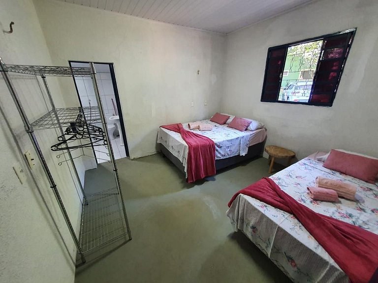 Linda casa com banho natural em Guaramiranga