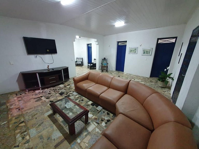 Linda casa com banho natural em Guaramiranga