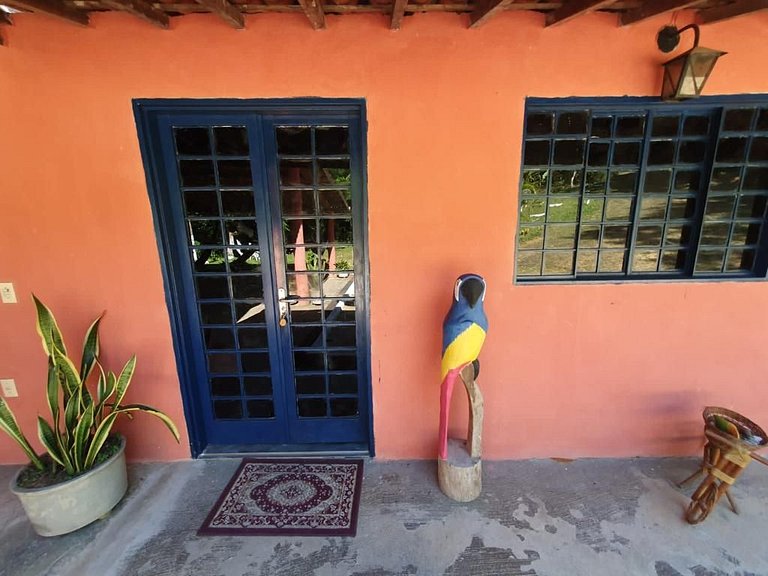 Linda casa com banho natural em Guaramiranga