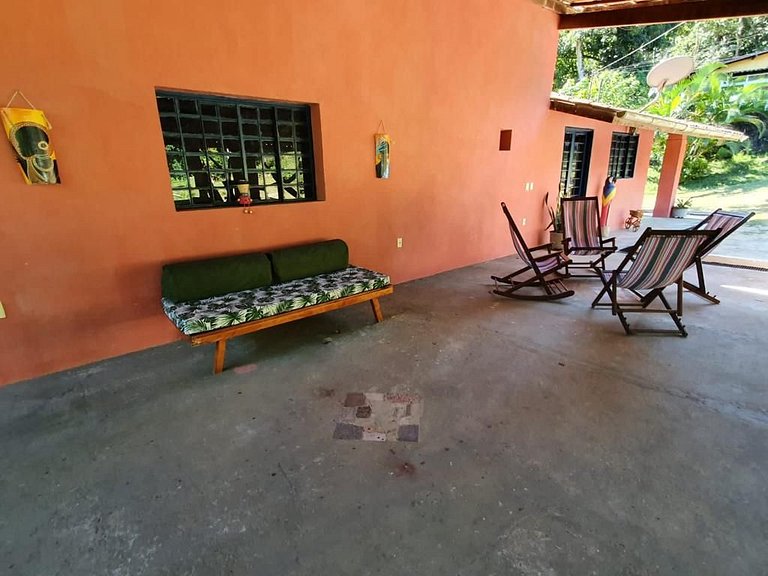 Linda casa com banho natural em Guaramiranga