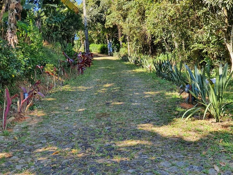 Linda casa com banho natural em Guaramiranga