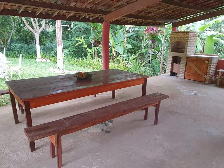 Linda casa com banho natural em Guaramiranga